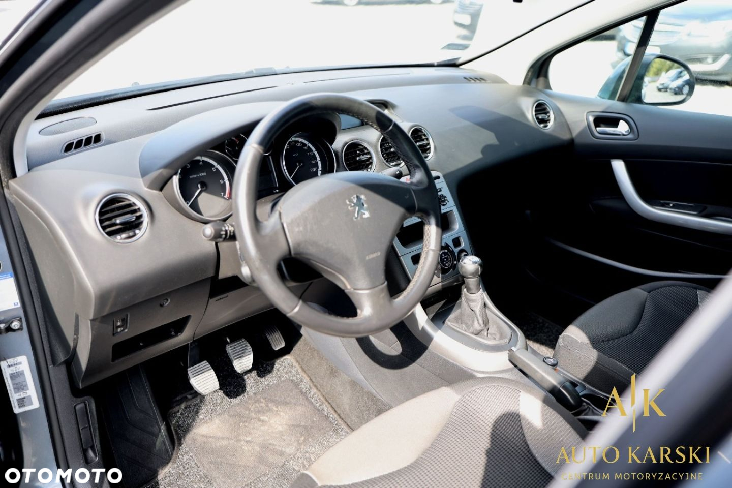 Peugeot 308 - 19