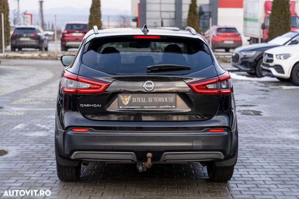 Nissan Qashqai 1.6 DCI Xtronic N-Connecta - 11