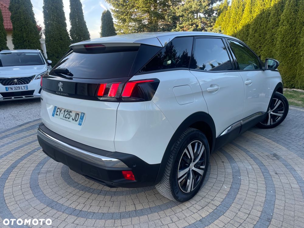 Peugeot 3008 - 23