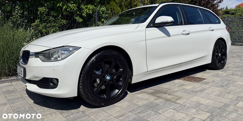 BMW Seria 3 320d Sport Line - 16