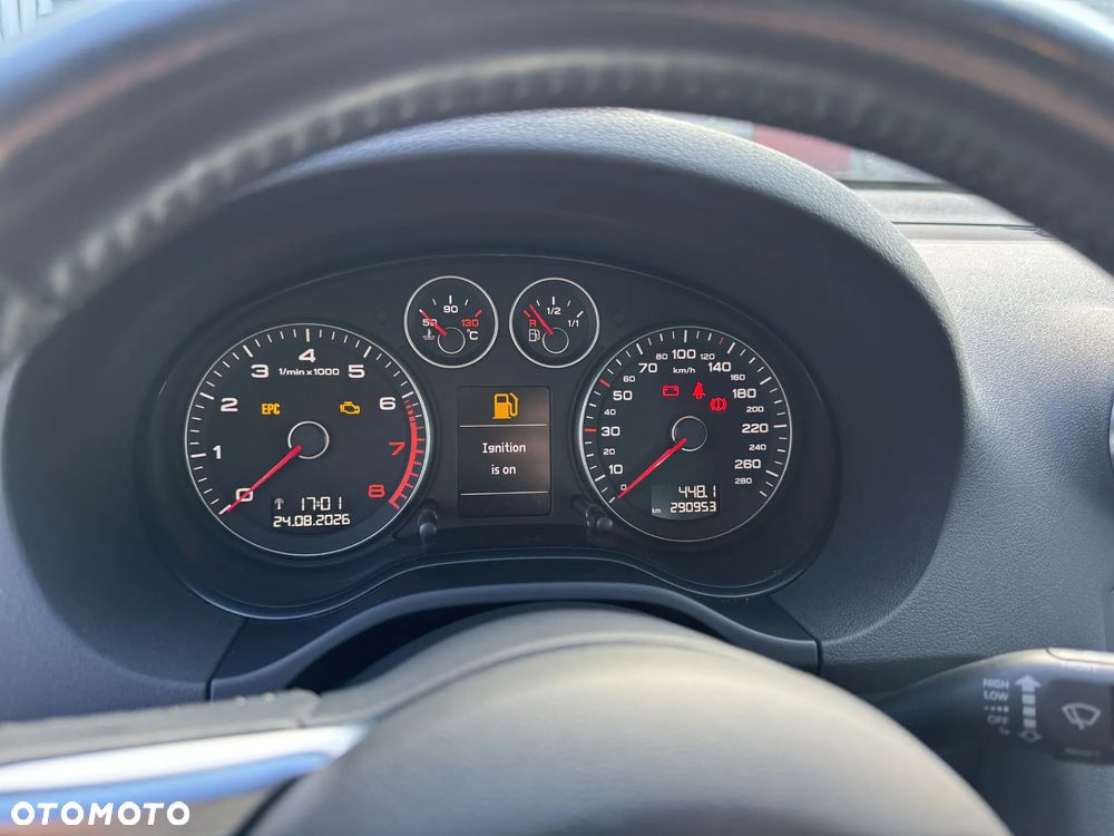 Audi A3 Sportback 1.8 TFSI Quattro Attraction - 8