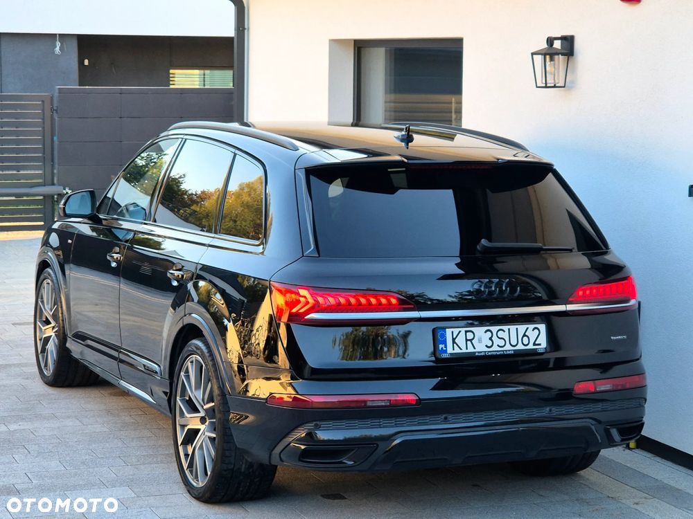 Audi Q7 - 11