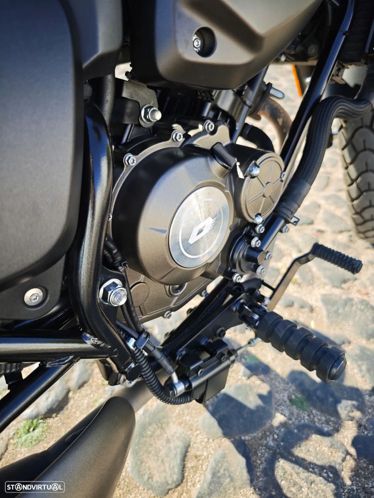 QJ Motor SRV 125 - 25
