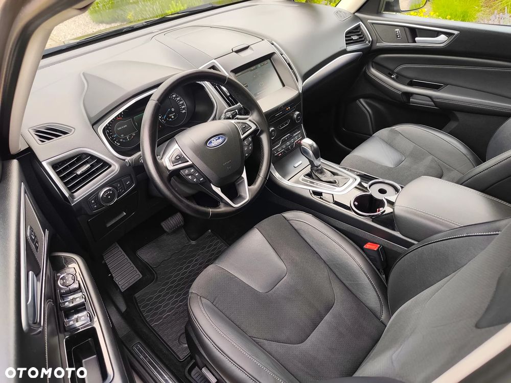 Ford S-Max 2.0 TDCi Titanium PowerShift - 14