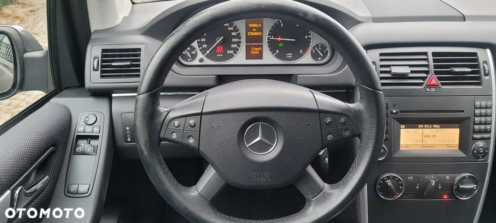 Mercedes-Benz Klasa B 180 CDI DPF Special Edition - 12