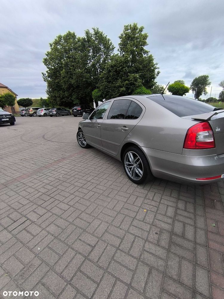 Skoda Octavia - 3