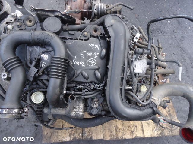 Silnik KOMPLET Vivaro Trafic 2.0 DCI M9R784 08r - 1