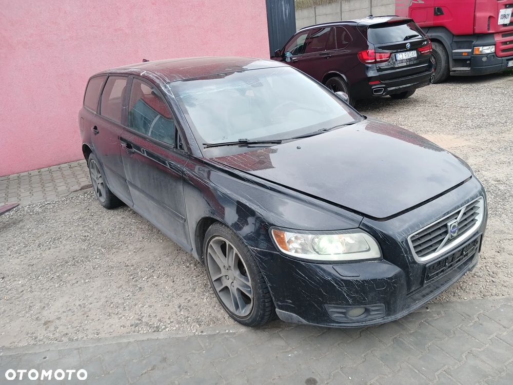 VOLVO V50 1.6 D LAK. 01926 CAŁA NA CZĘŚCI CZESCI - 2