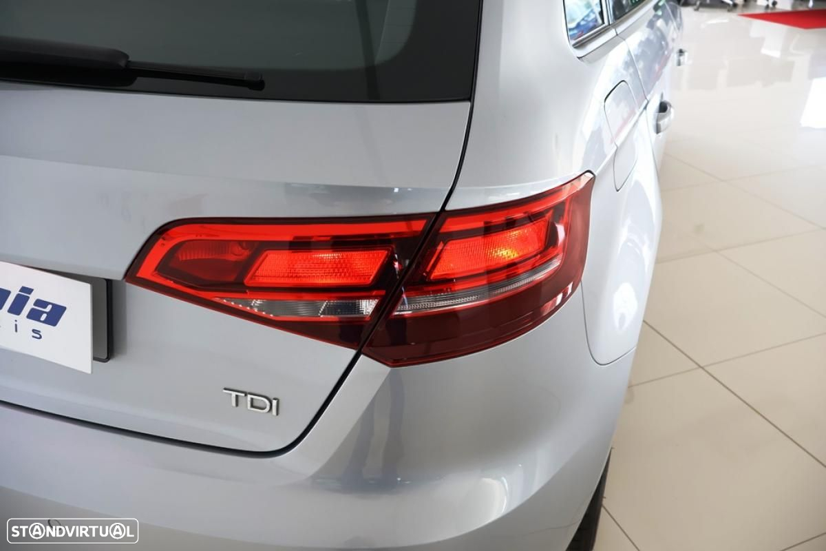 Audi A3 Sportback 1.6 TDI - 13