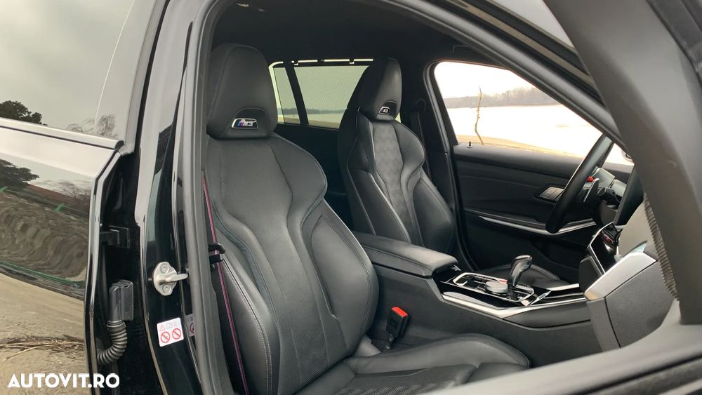 BMW M3 Competition xDrive AT - 29