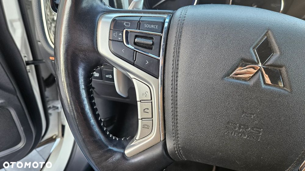 Mitsubishi Outlander 2.4 4WD Plug-In Hybrid Spirit+ - 10