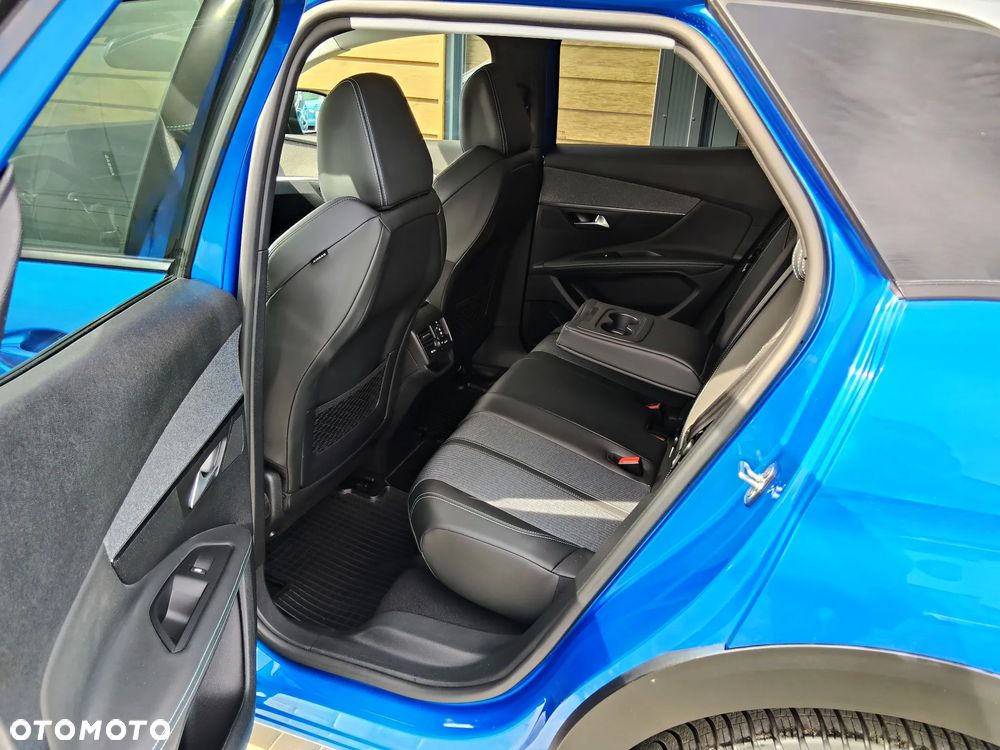 Peugeot 3008 BlueHDi 130 Stop & Start EAT8 Allure Pack - 26