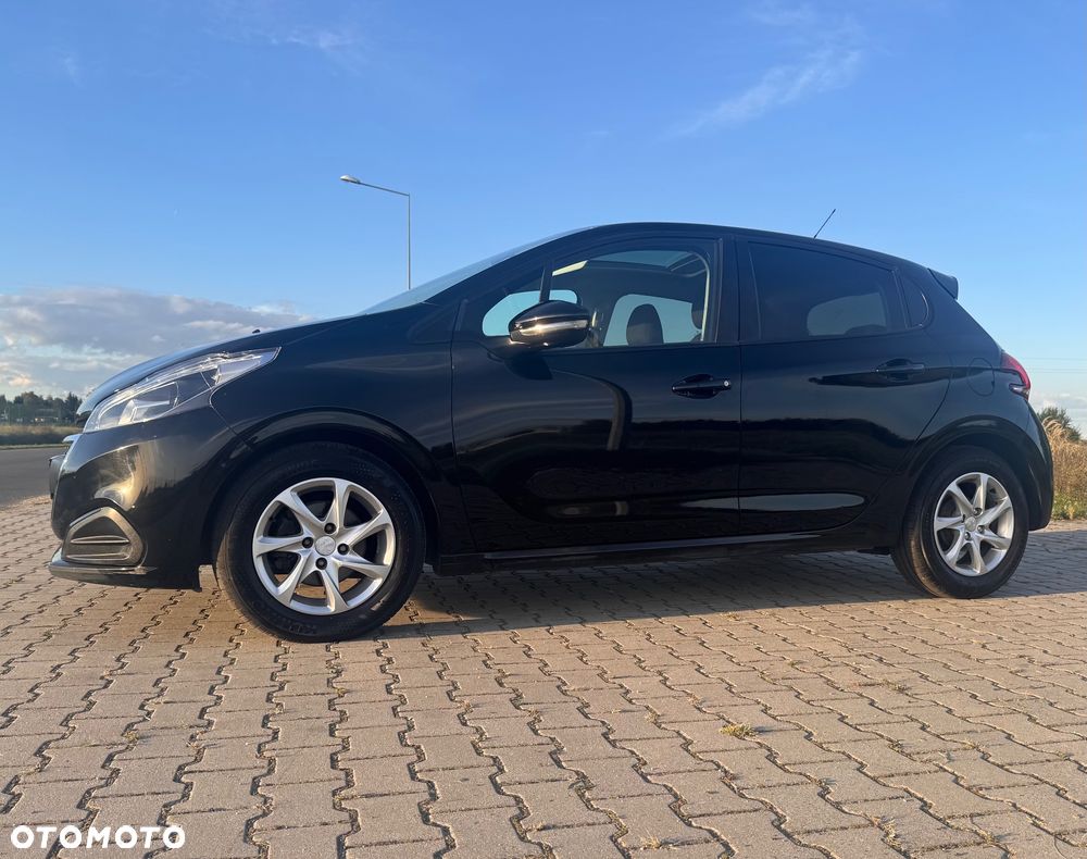 Peugeot 208 1.2 VTi Allure - 16