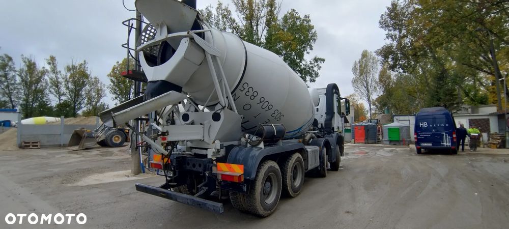Mercedes-Benz Arocs - 4