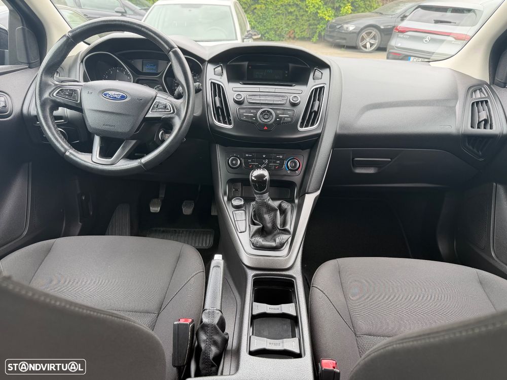 Ford Focus SW 1.0 EcoBoost S&S Titanium - 7