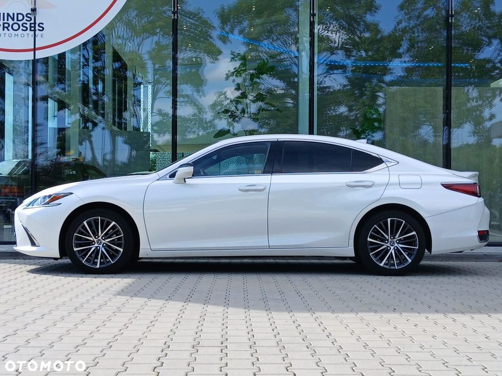 Lexus ES 300h Business Edition - 2