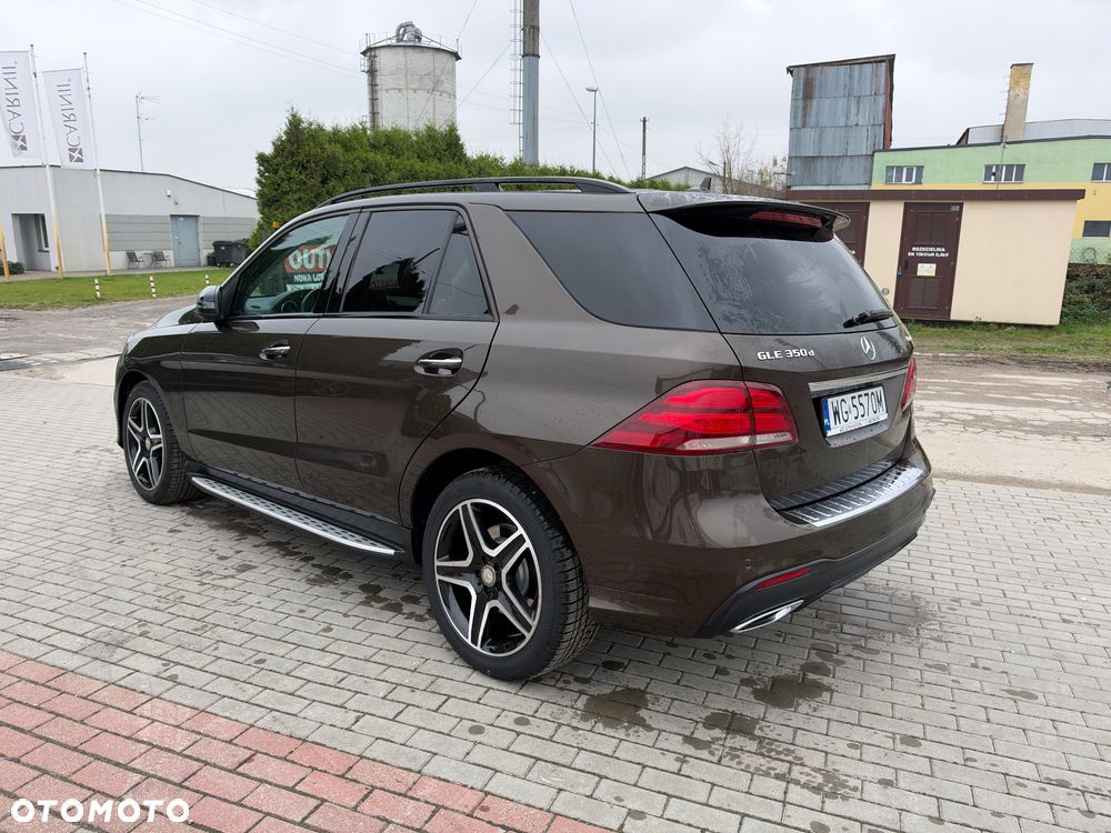 Mercedes-Benz GLE 350 d 4Matic 9G-TRONIC AMG Line - 4