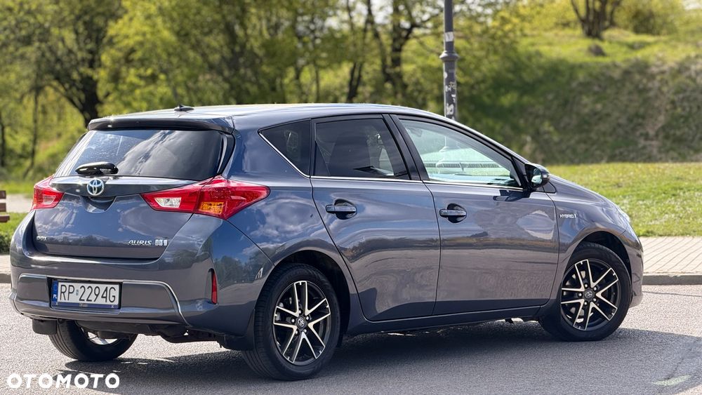 Toyota Auris - 38
