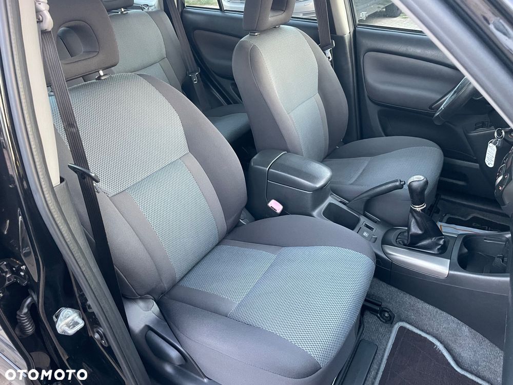 Toyota RAV4 2.0 D-4D Prestige - 21