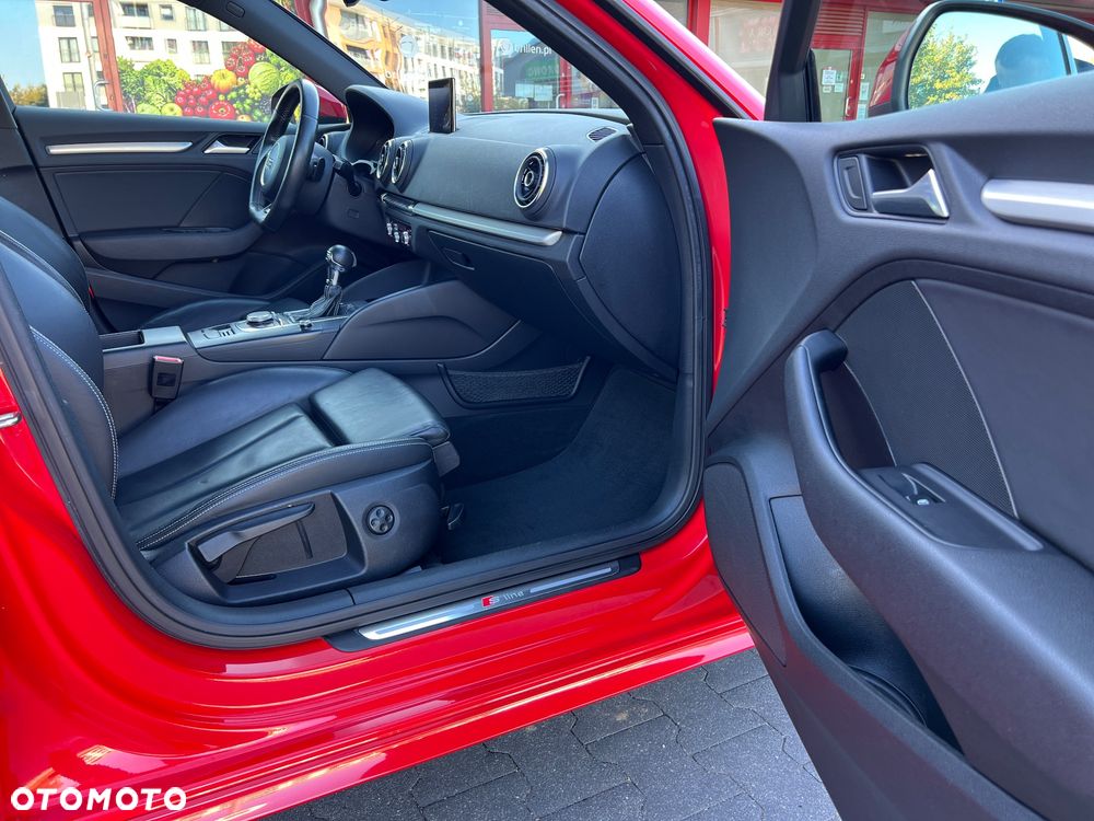 Audi A3 Sportback 2.0 TDI S tronic S line Sportpaket - 16