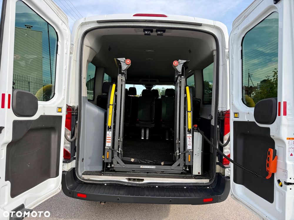 Ford Transit - 25