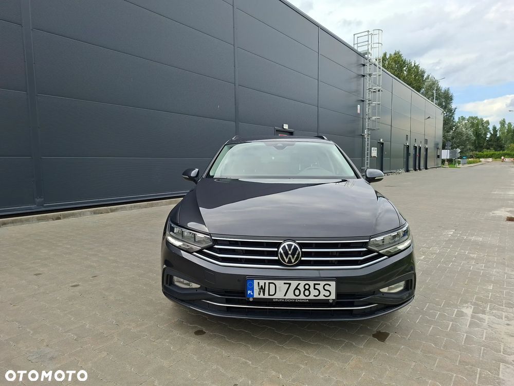 Volkswagen Passat Variant 2.0 TDI EVO Business DSG - 2