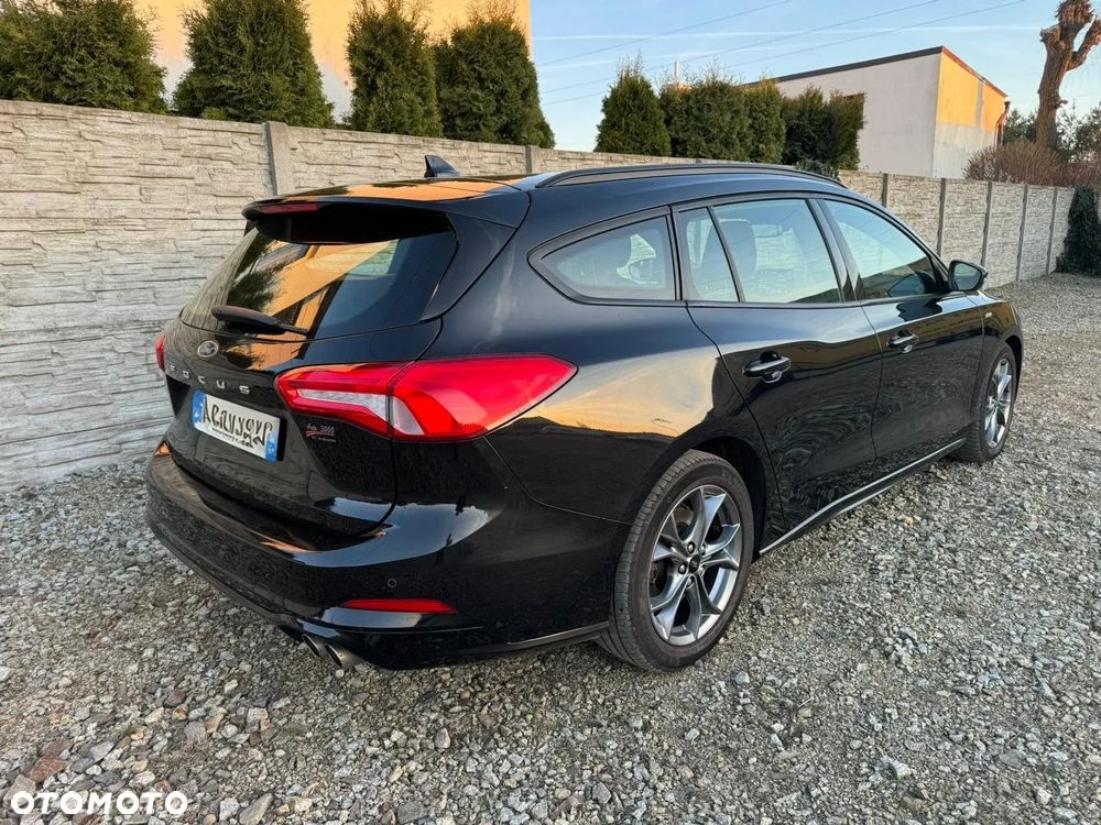 Ford Focus 1.5 EcoBlue Start-Stopp-System ST-LINE - 4