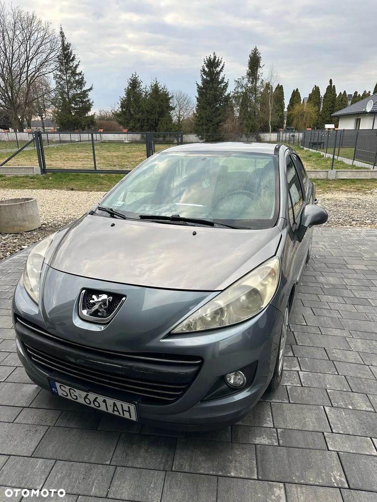 Peugeot 207 - 6
