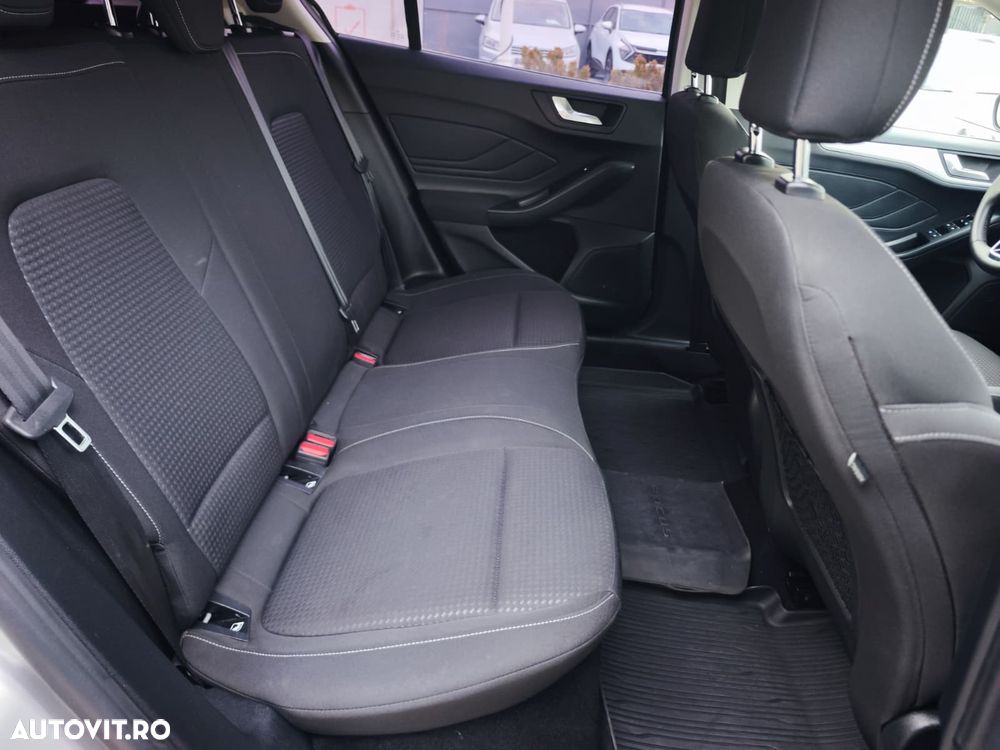 Ford Focus 1.0 EcoBoost Hybrid ACTIVE DESIGN - 17