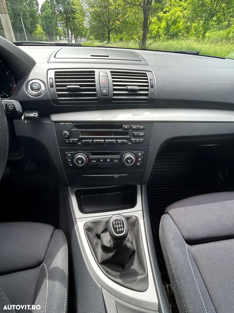 BMW Seria 1 118d - 13