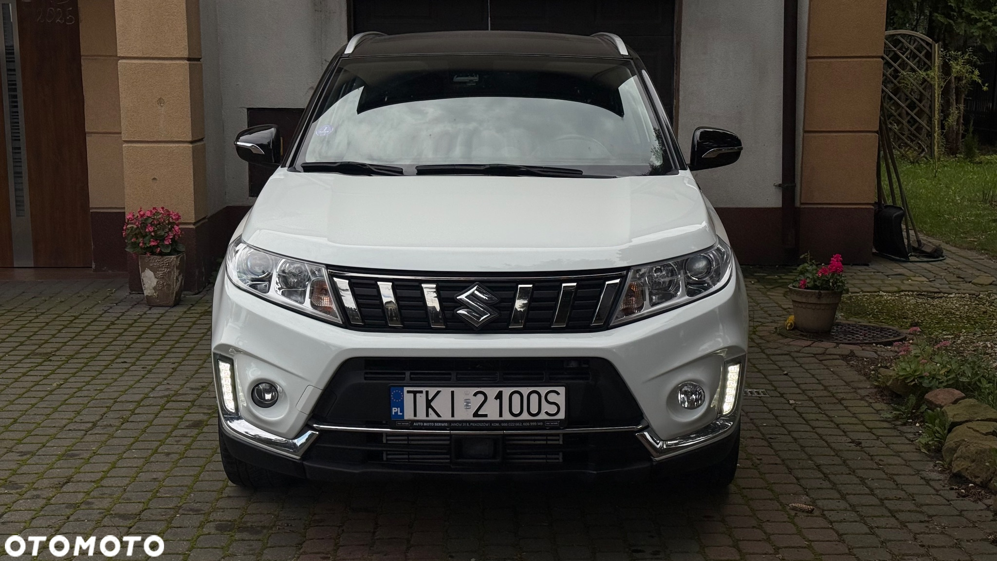 Suzuki Vitara 1.0 Boosterjet Premium 4WD - 2