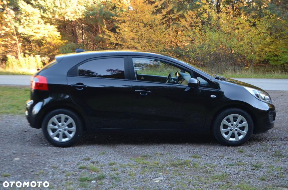 Kia Rio - 13