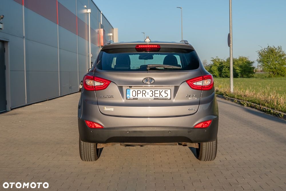 Hyundai ix35 2.0 CRDi 4WD Fifa World Cup Gold Edition - 31