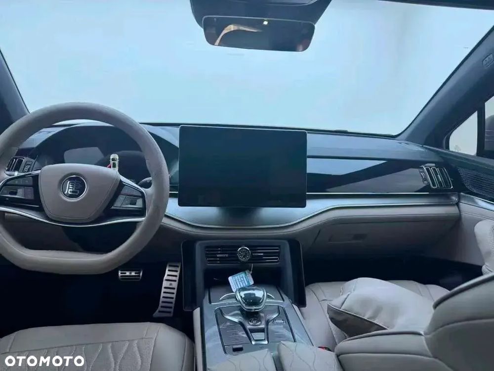 BYD Tang - 6