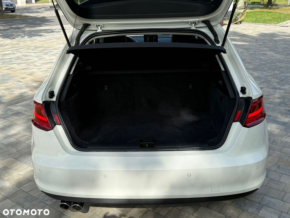 Audi A3 Sportback 2.0 TDI S tronic Attraction - 13
