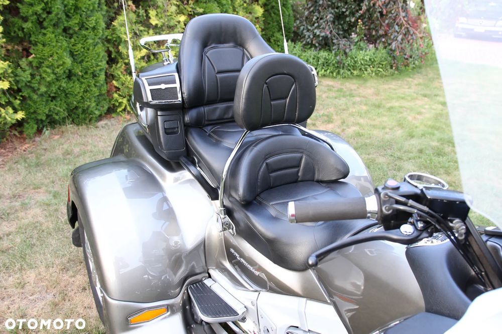 Honda GL - 8