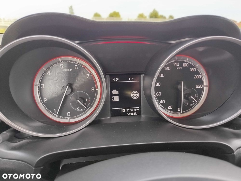 Suzuki Swift - 7