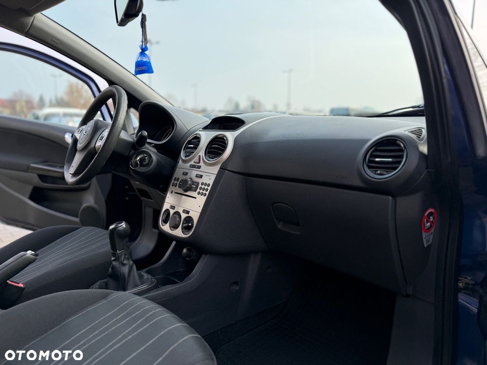 Opel Corsa 1.2 16V Edition - 20