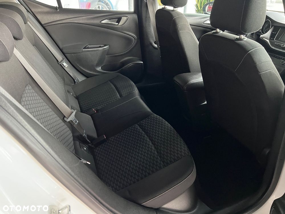 Opel Astra - 27