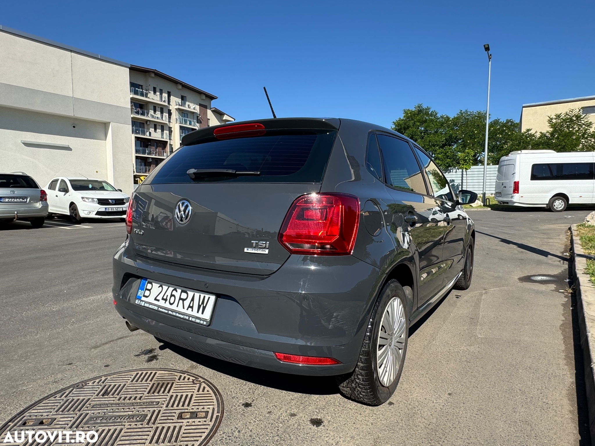 Volkswagen Polo 1.2 TSI Comfortline - 2