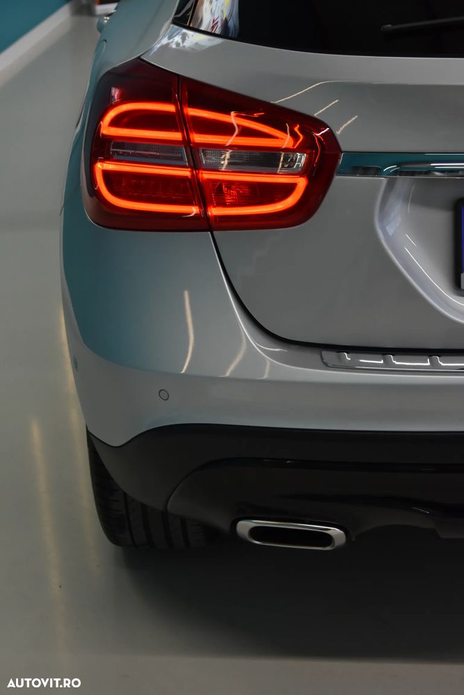 Mercedes-Benz GLA 200 AMG Line - 24