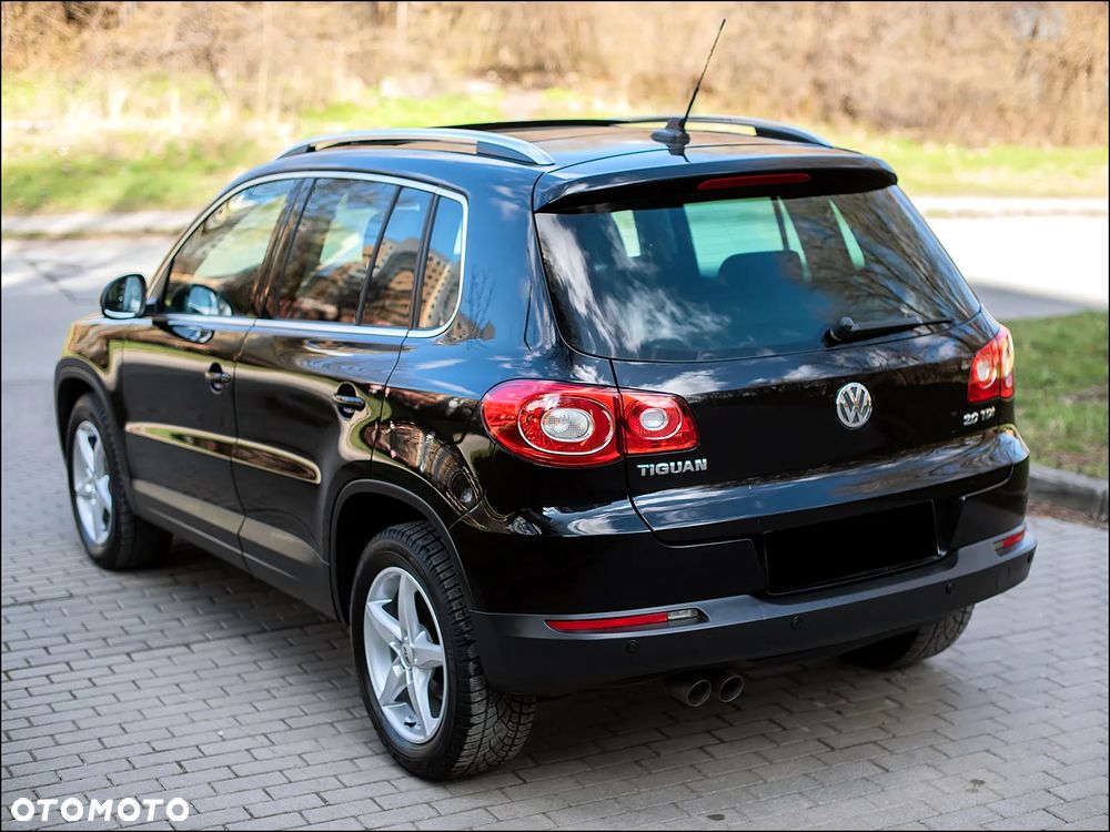 Volkswagen Tiguan - 13