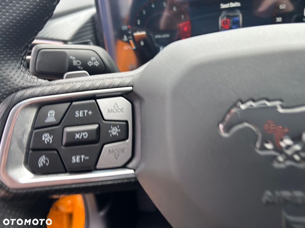 Ford Mustang - 23