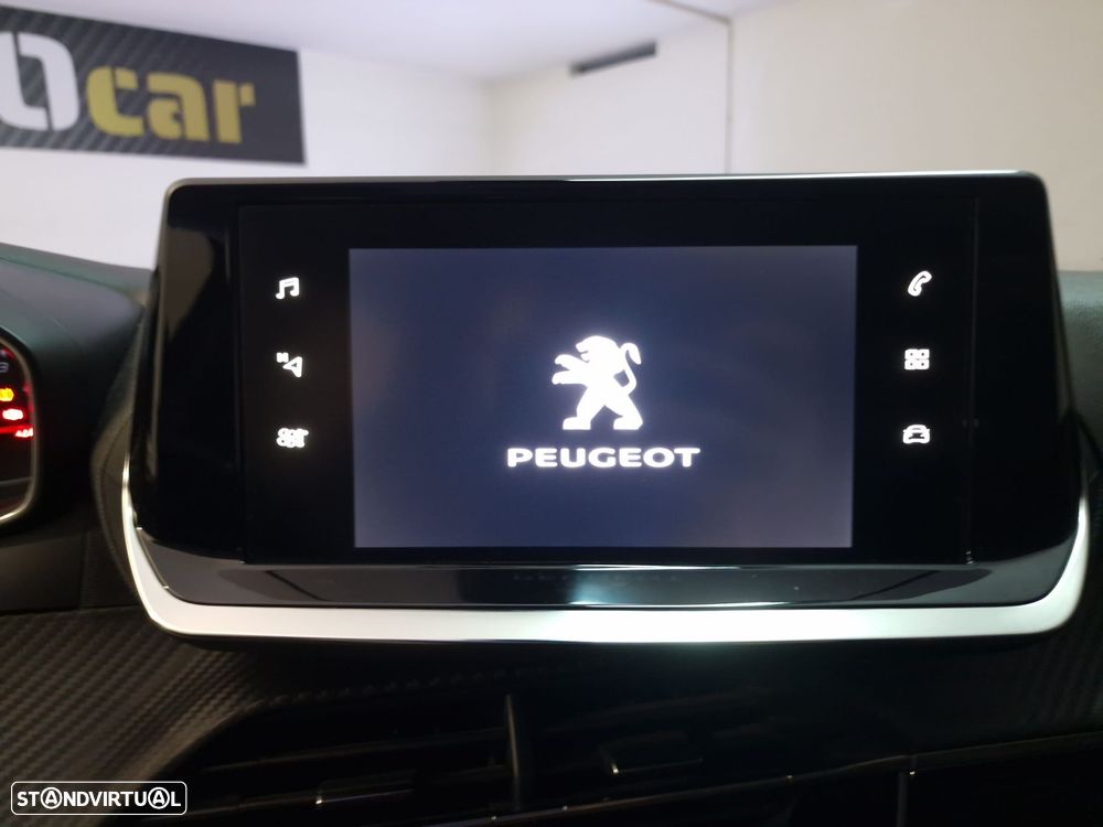 Peugeot 208 1.2 PureTech Active Pack - 33