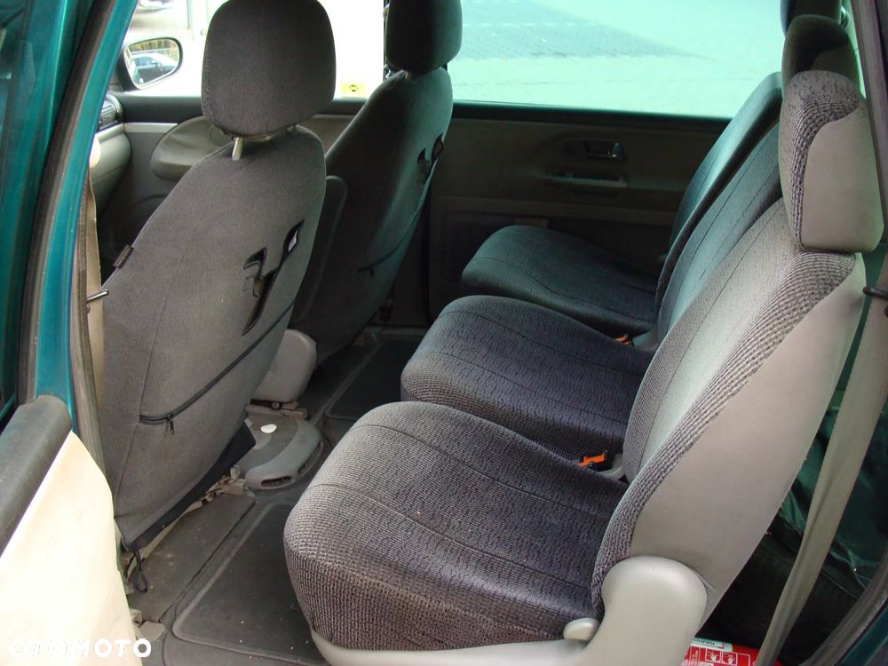 Ford Galaxy TDI Ambiente - 8