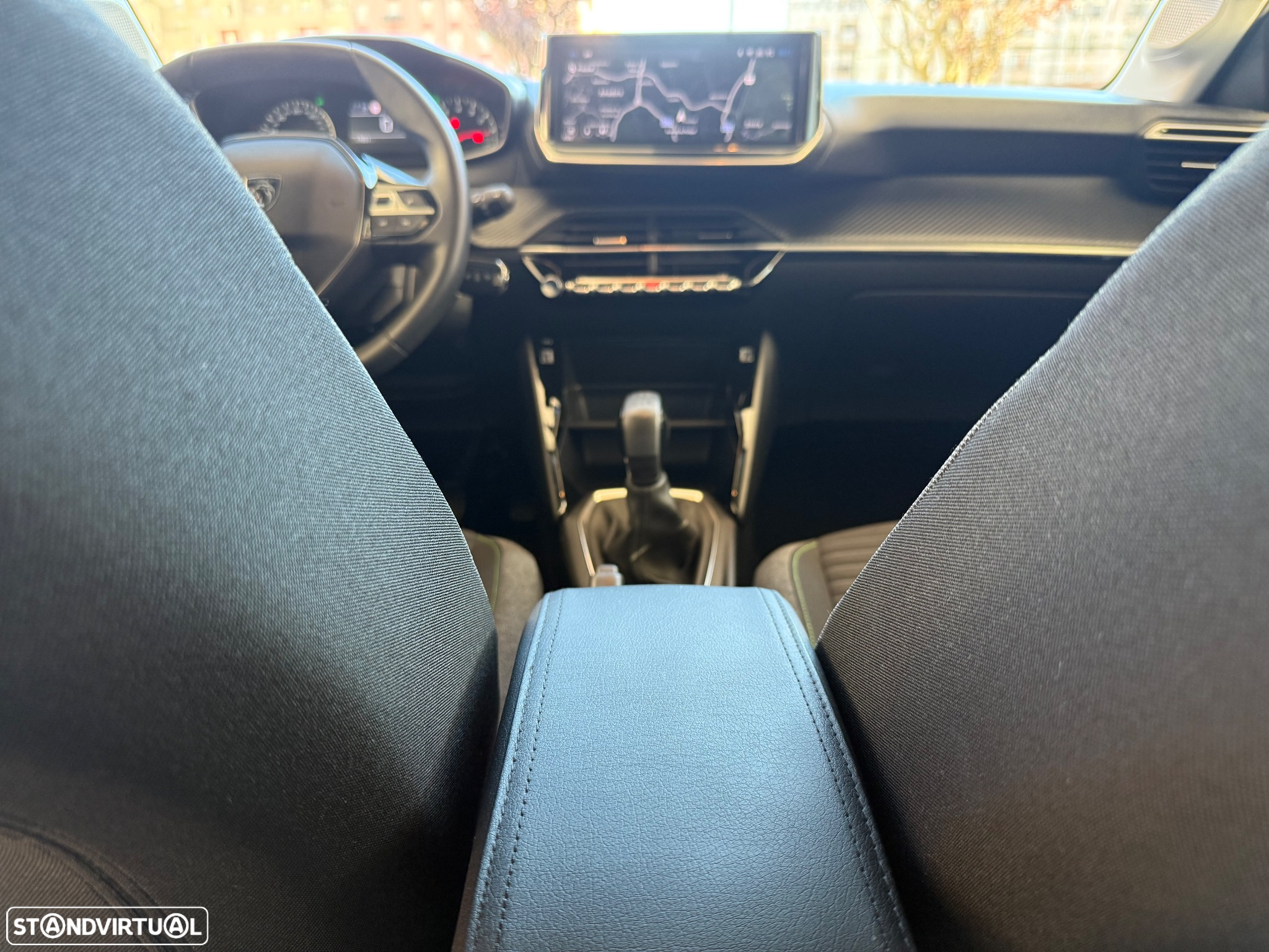 Peugeot 208 1.2 PureTech Active Pack - 36