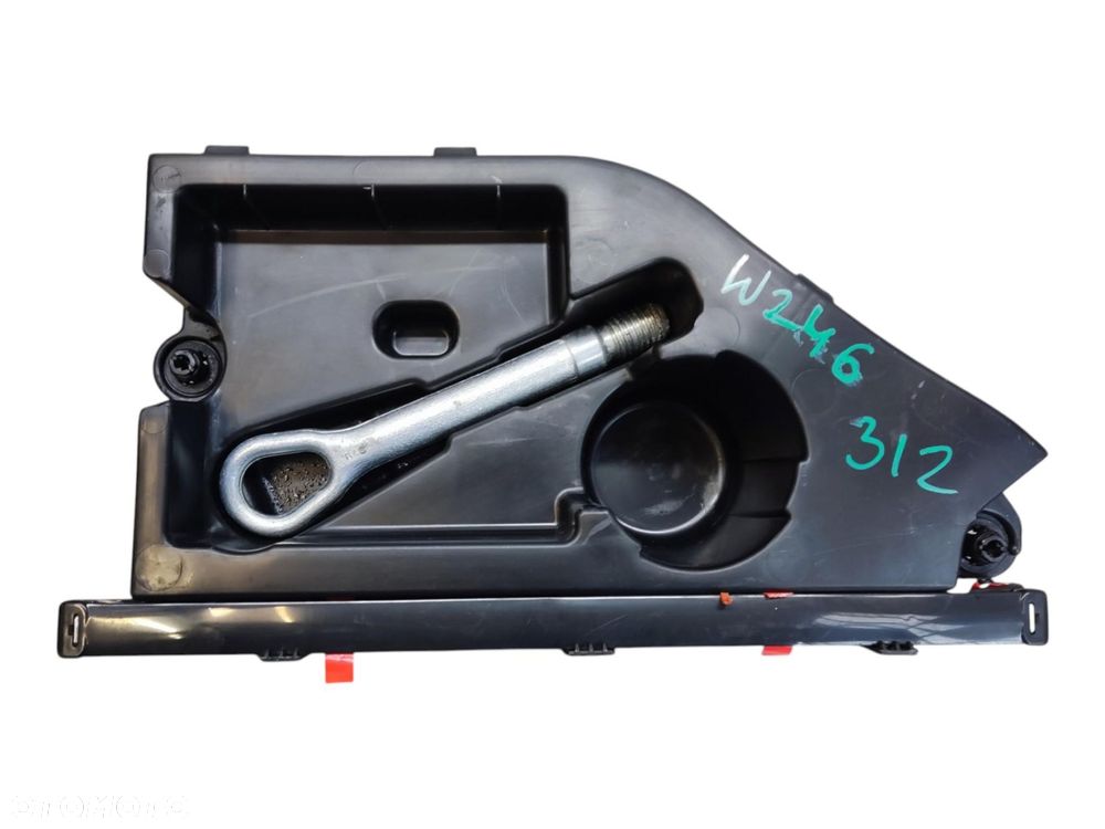 MERCEDES B KLASA W246 WKŁAD KOŁA ZAPASOWEGO A2468900188 - 1