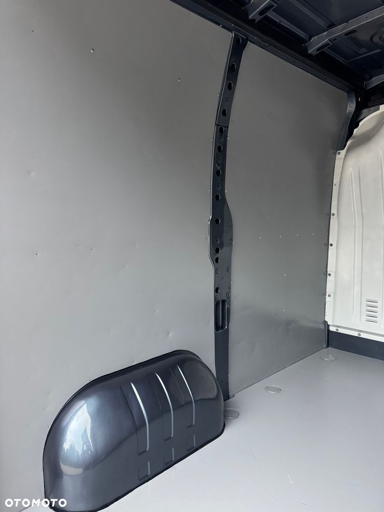 Renault Master - 22