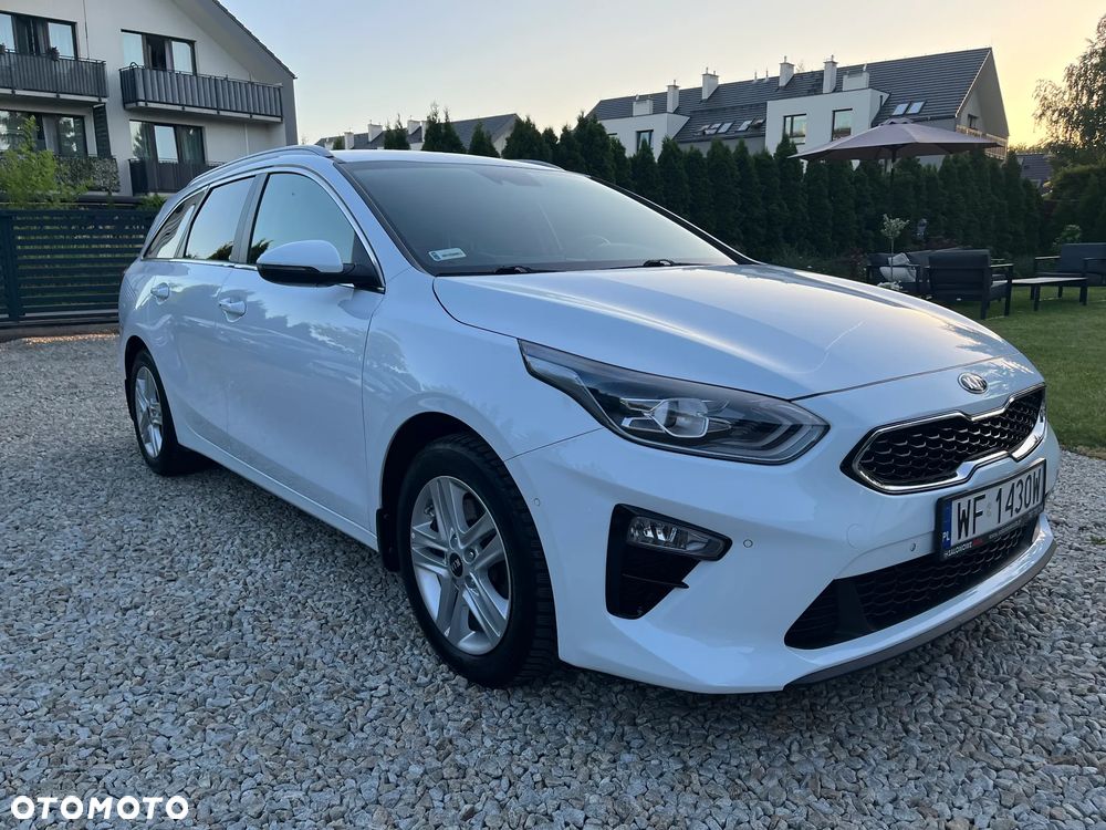 Kia Ceed 1.6 CRDi mHEV L - 4