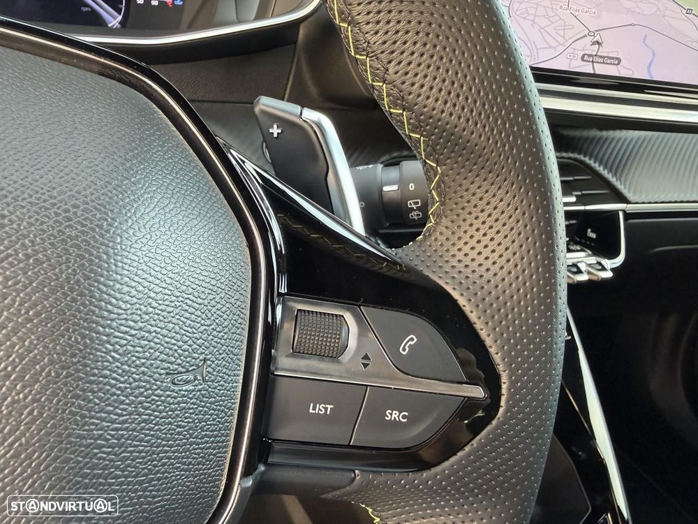 Peugeot 2008 1.2 PureTech GT EAT8 - 28